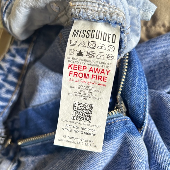 Missguided High Waisted Wrath Split Straight Light Blue Jeans Size 4 - Picture 7 of 8